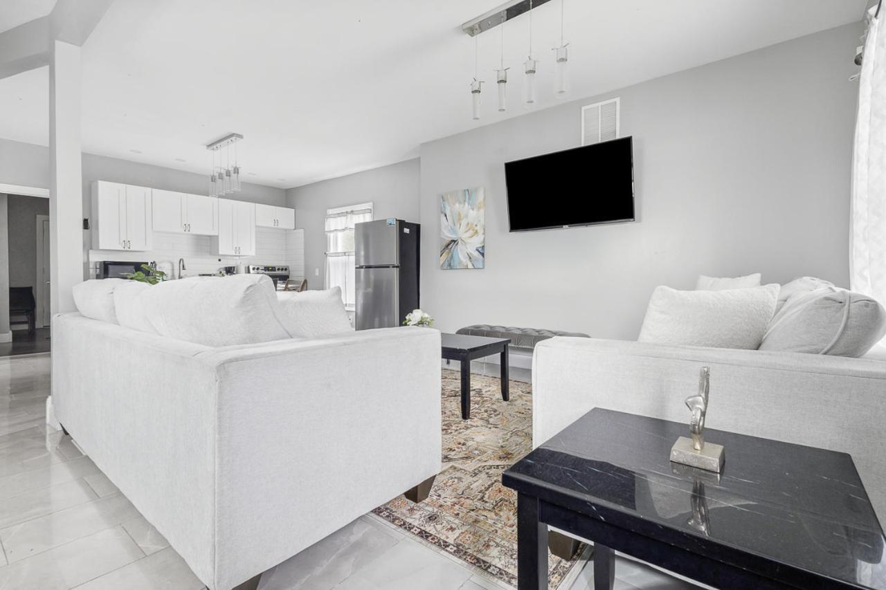 Lovely 4Br Near The Falls And Casino Niagara Falls Esterno foto